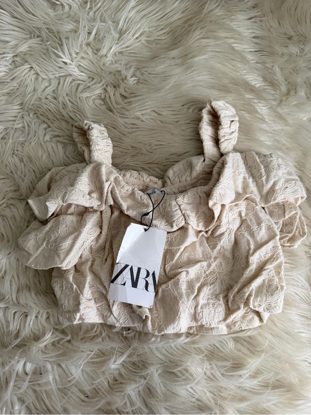 ZARA Girls Cream Lace Ruffle Crop Top